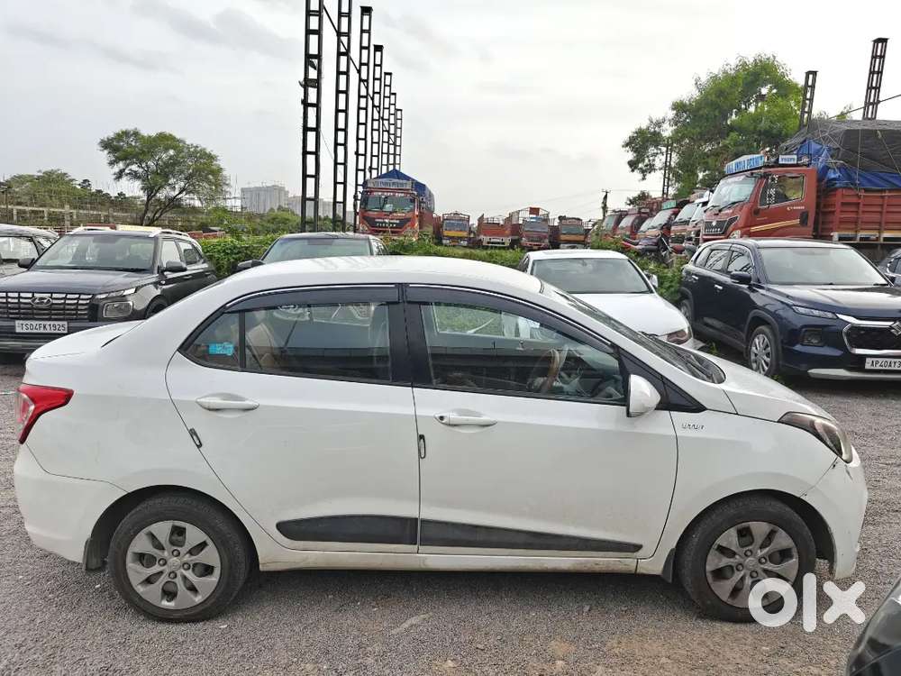 Hyundai Xcent Vtvt S 2016   Petrol + Cng Excellent Condition