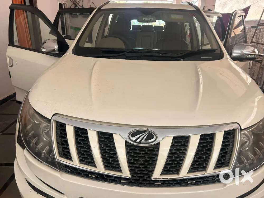 Mahindra Xuv500 W8 Top Model Diesel Manual  Single Family Maintained