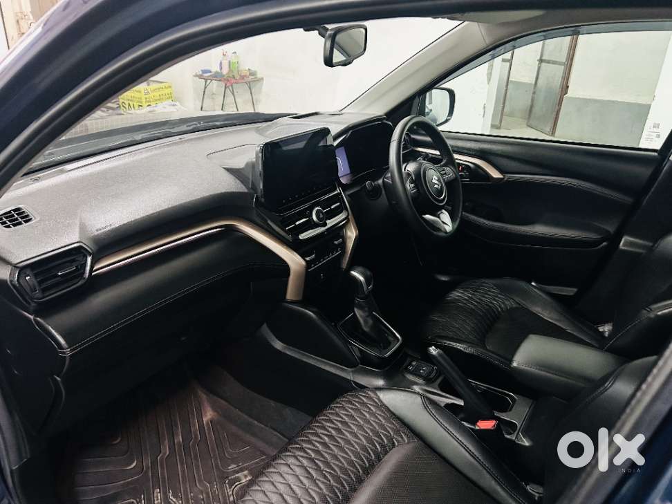 Maruti Suzuki Grand Vitara 1.5 Alpha Smart Hybrid Dual Tone At, 2023..