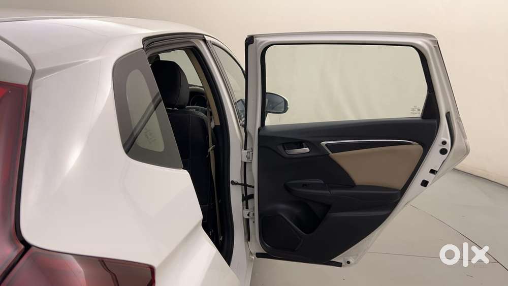 Honda Jazz V At I-vtec, 2015, Petrol