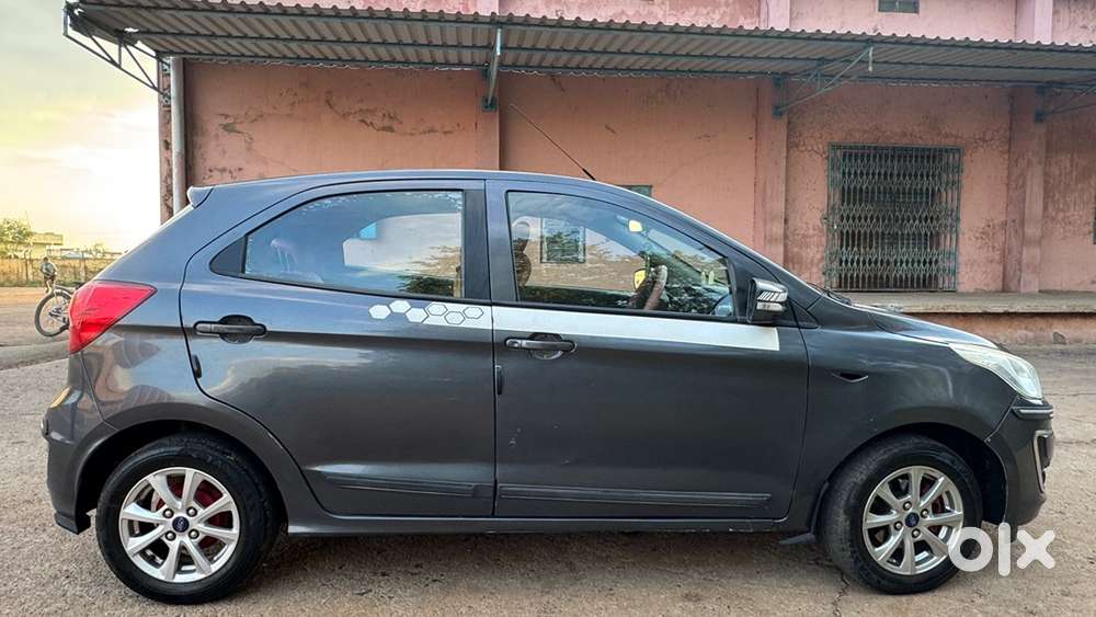 Ford Figo Titanium 2019