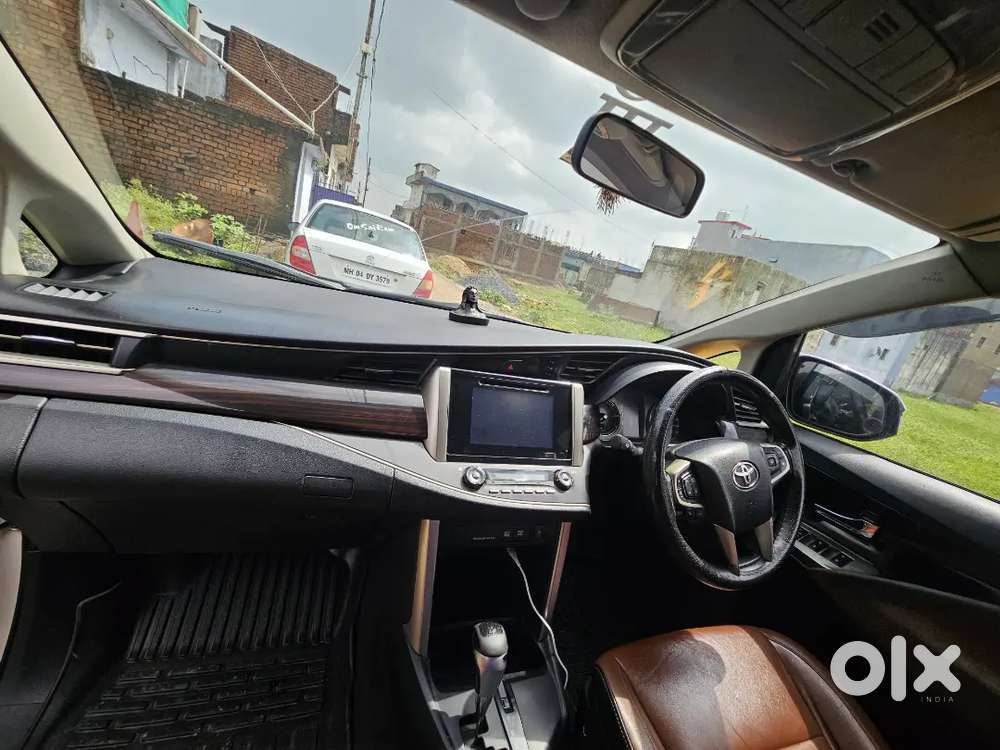 Toyota Innova Crysta 2.8 Diesel 2019