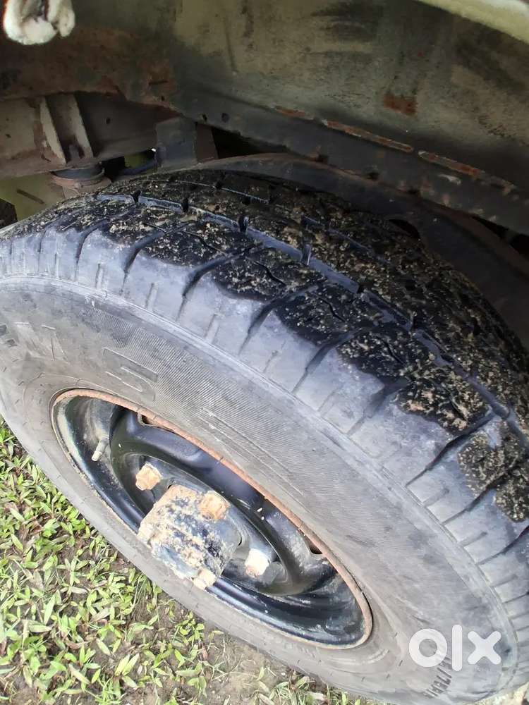 Bolero Slx Selling In Emerceny Brand New Tires