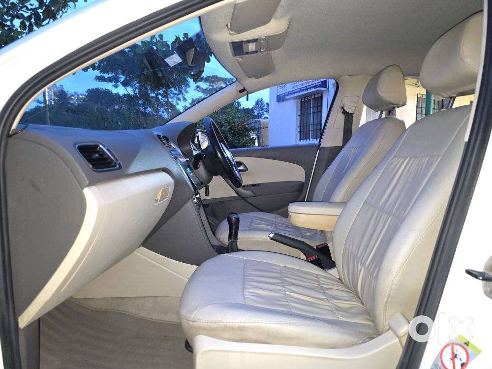 Volkswagen Vento Petrol Highline, 2011, Petrol