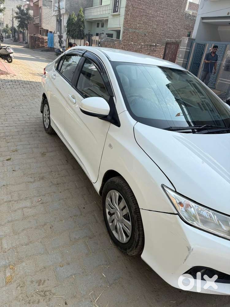 Honda City 2016 Diesel Well Maintained