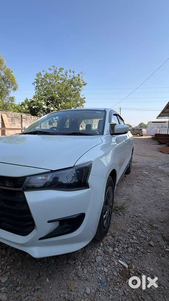 Swift Dzire Maruti 2025