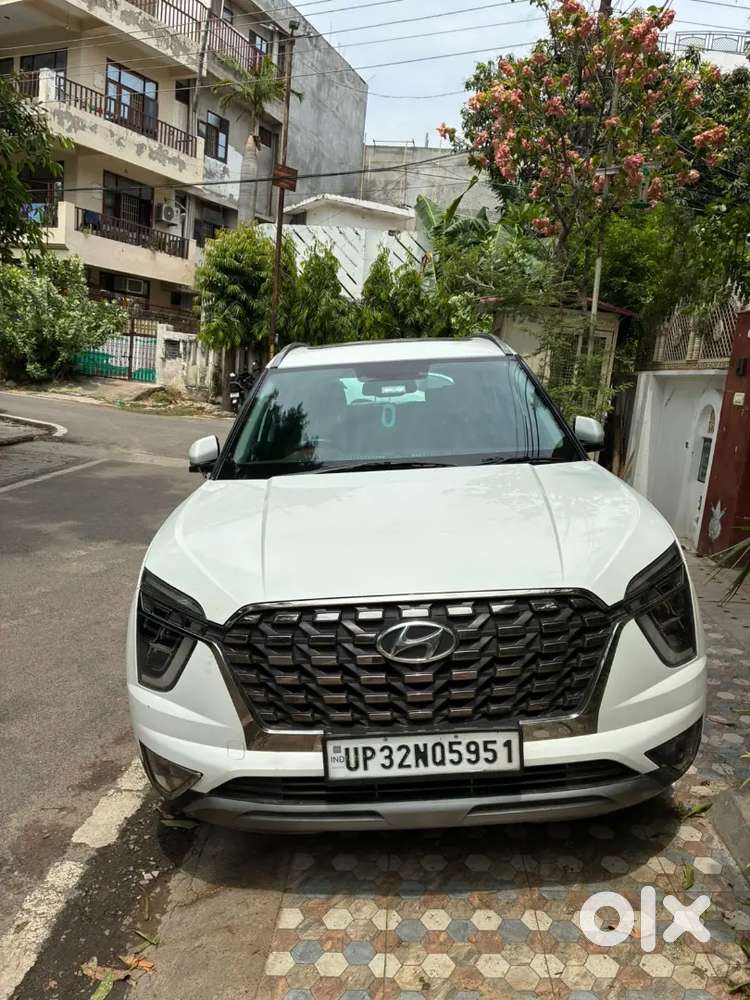 Hyundai Alcazar 2023 Diesel Well Maintained