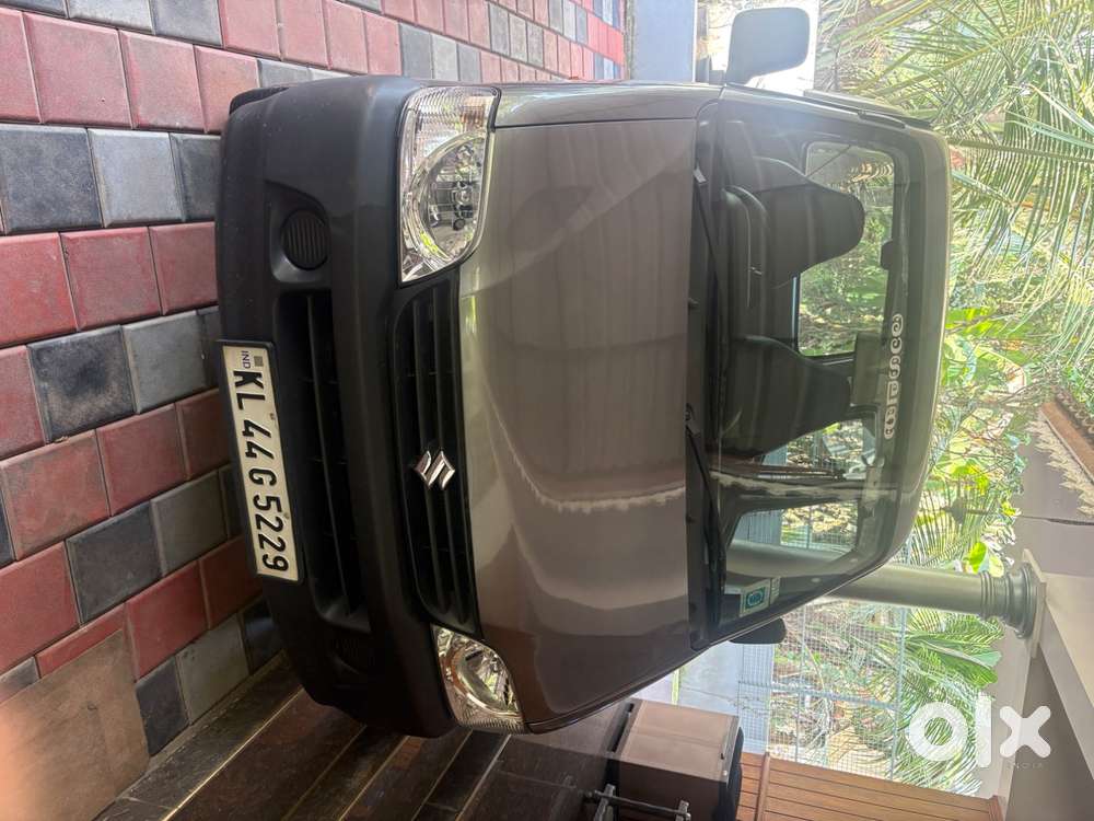 Eeco Ac 5 Seater With Body Coverd Steel Carrier