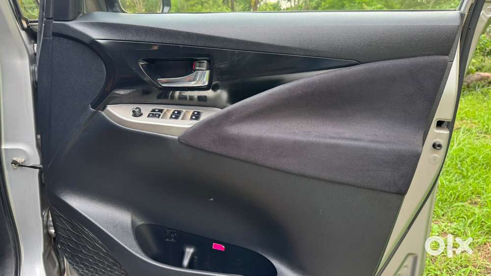 Toyota Innova Crysta 2.4 Vx Mt, 2018, Diesel