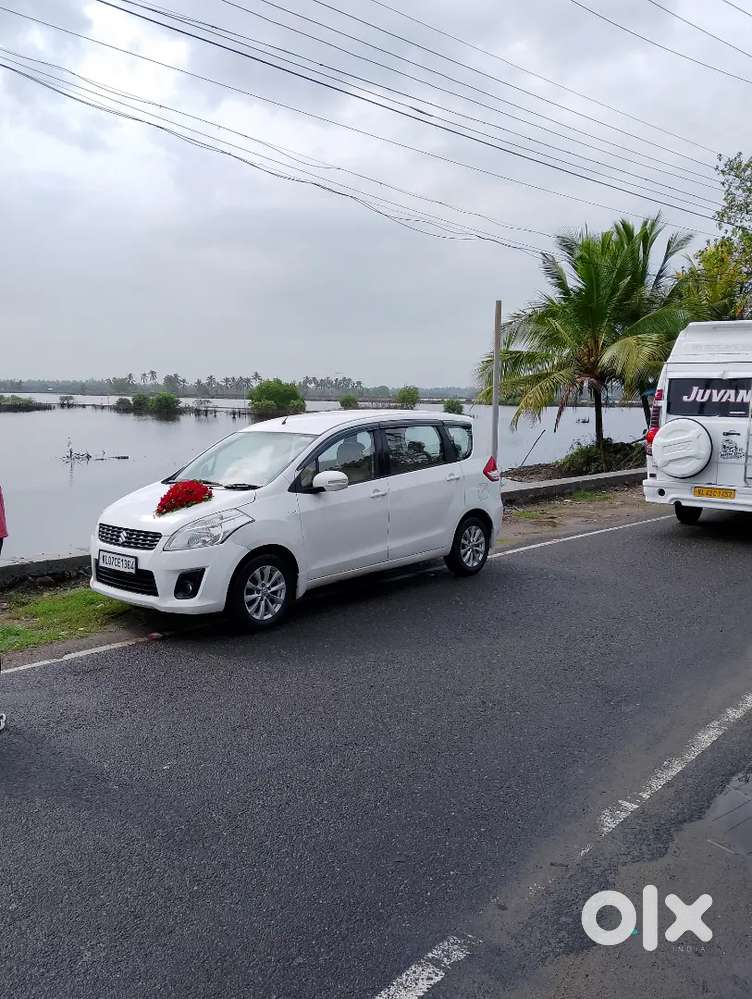Maruti Ertiga Zxi Petrol 2015