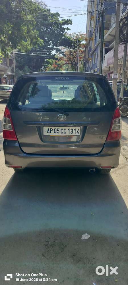 Toyota Innova 2.5 G (diesel) 7 Seater, 2012, Diesel