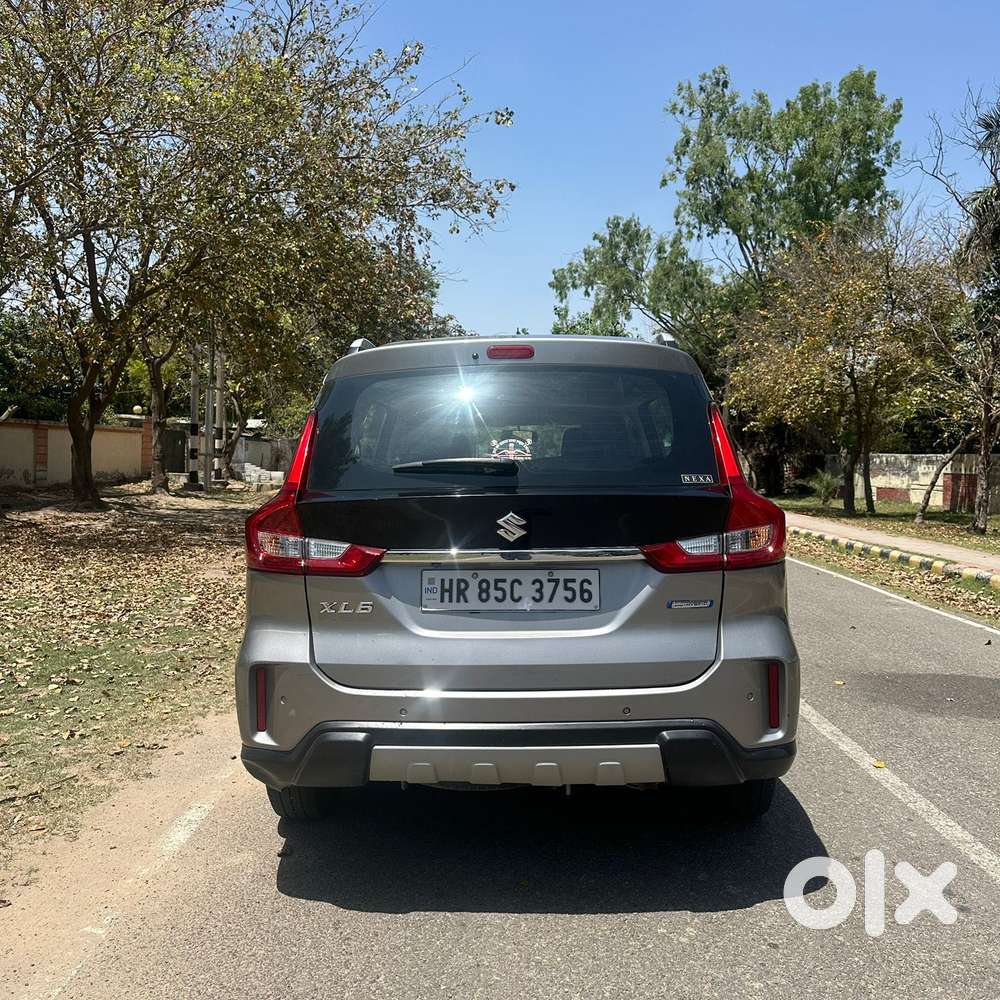 Maruti Suzuki Xl6 1.5 Alpha Plus Dual Tone Mt, 2019, Petrol