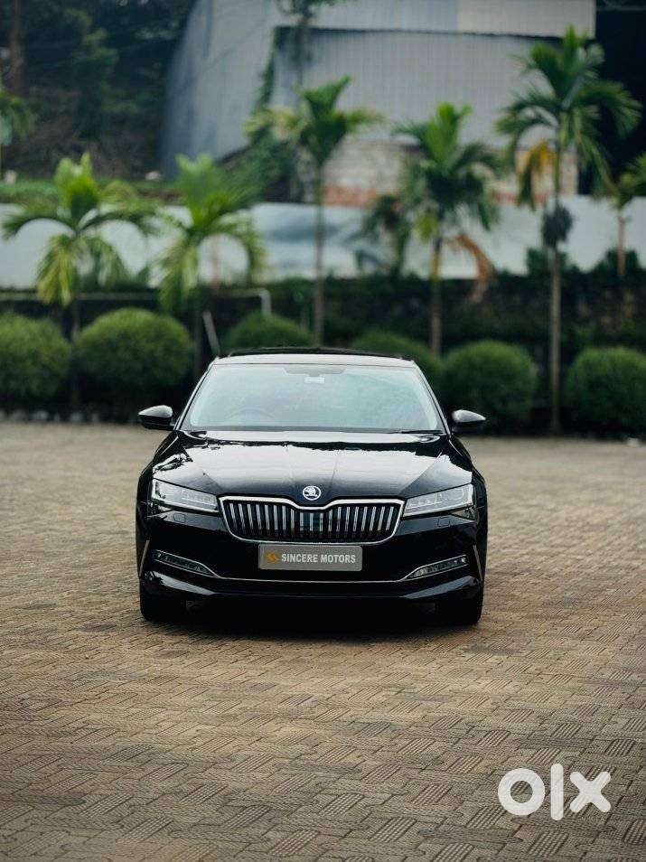 Skoda Superb 2.0 L&k Tsi At, 2021, Petrol