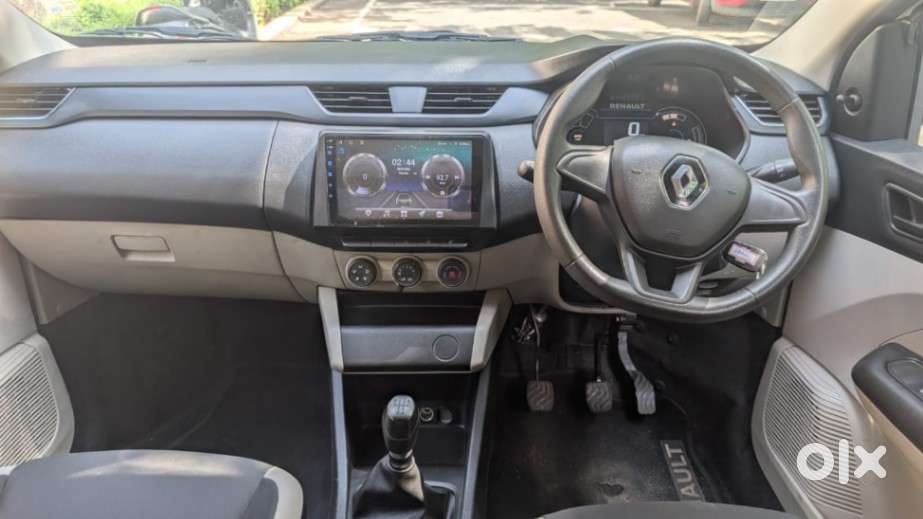 Renault Triber Rxl, 2024, Petrol