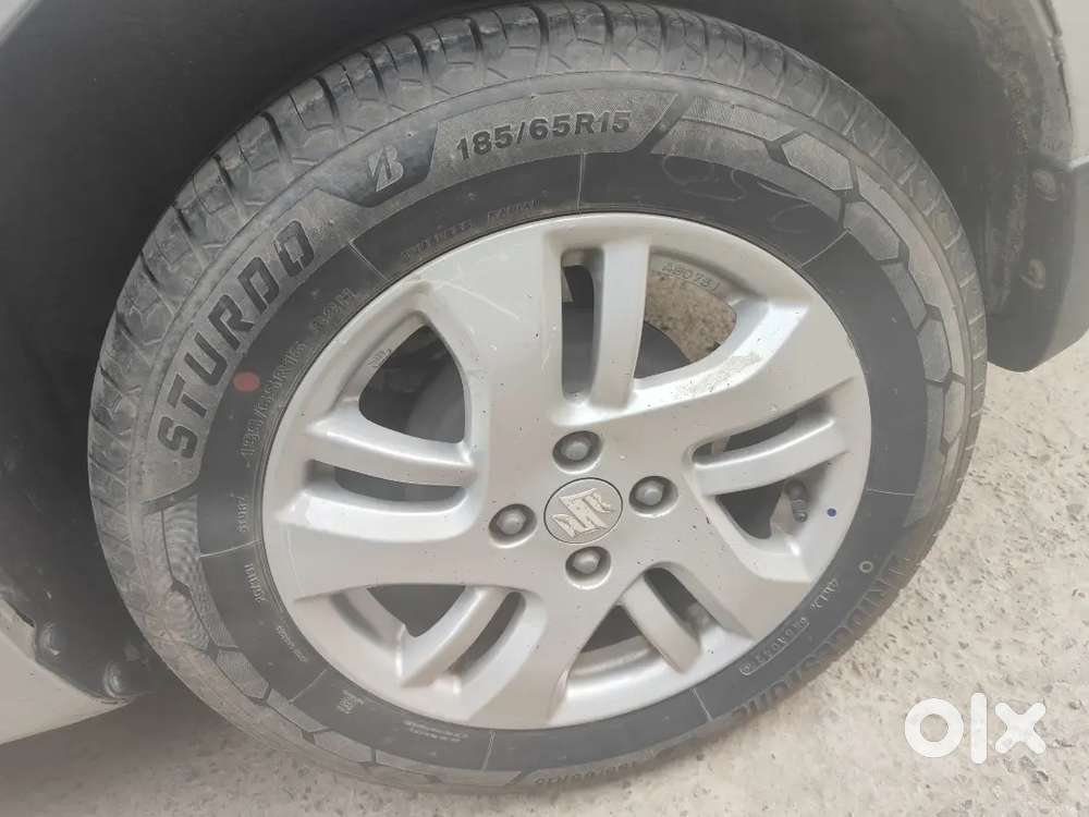 Full Matting And Genuine Car