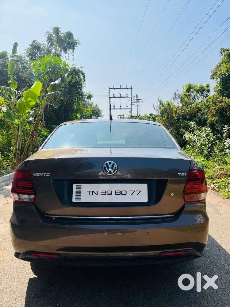 Volkswagen Vento, 2015, Petrol