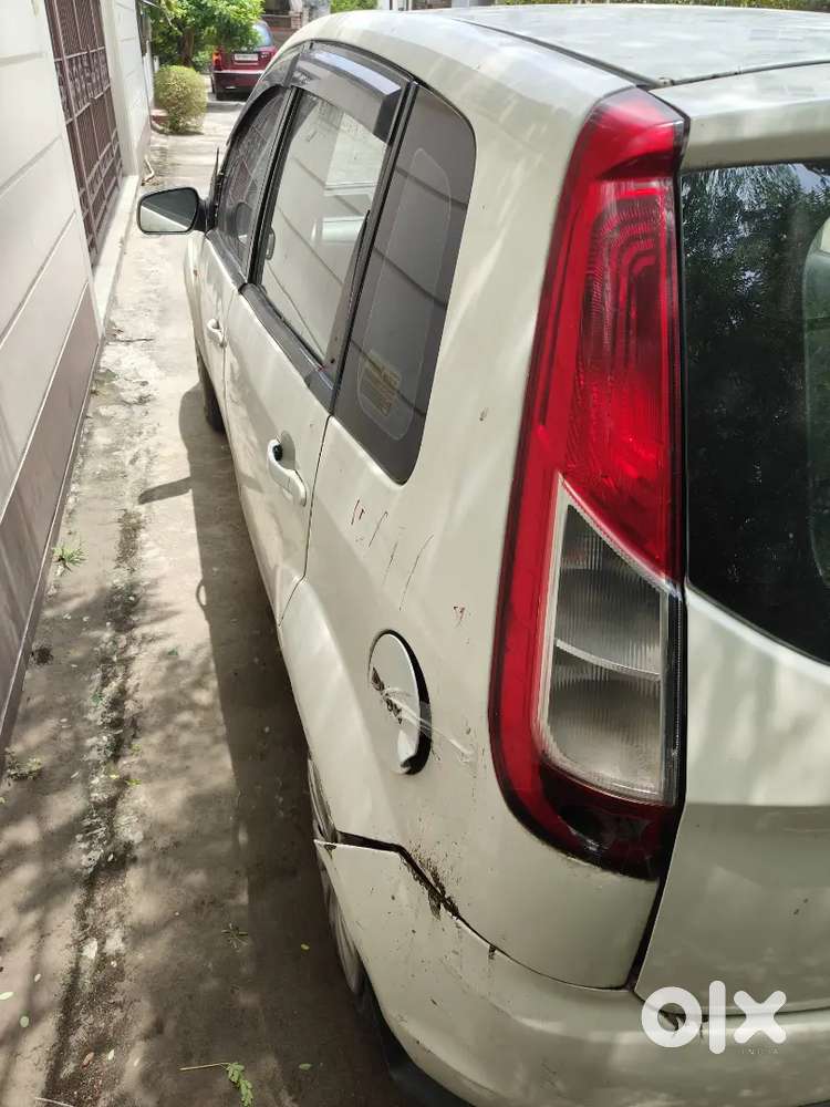 Ford Figo Diesel Lxi 2013 Model