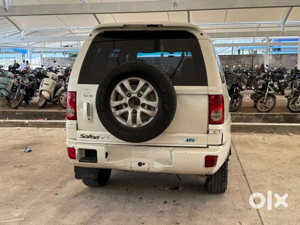 Tata Safari Dicor Vx 2011