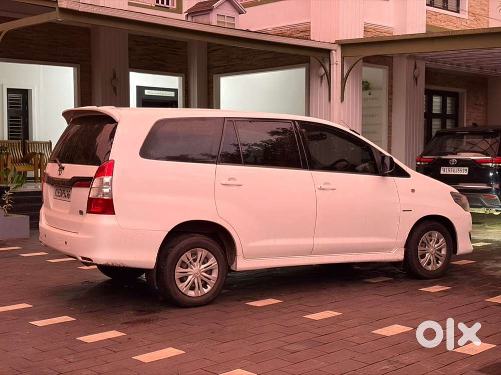 Toyota Innova Diesel 2013