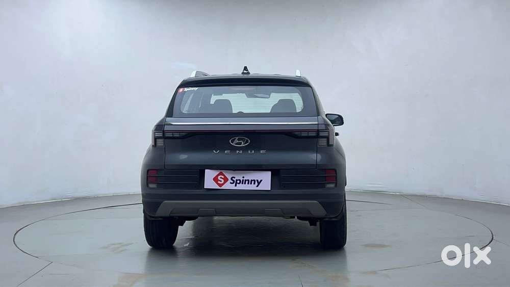 Hyundai Venue 1.2 S (o), 2025, Petrol