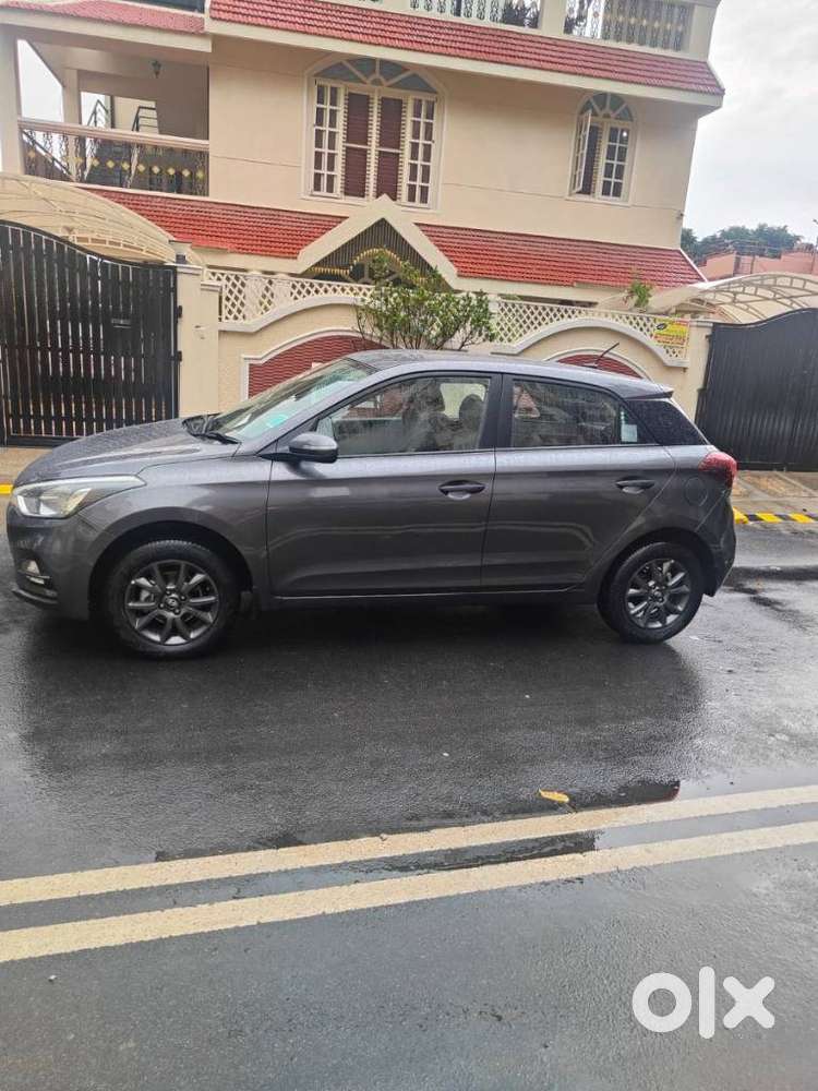 Hyundai Elite i20 Asta 1.2 (O), 2018, Petrol