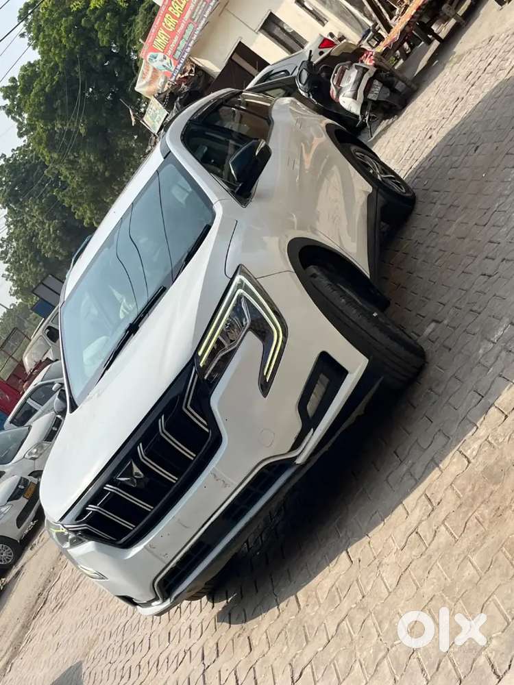 Mahindra Xuv700 Diesel 2023