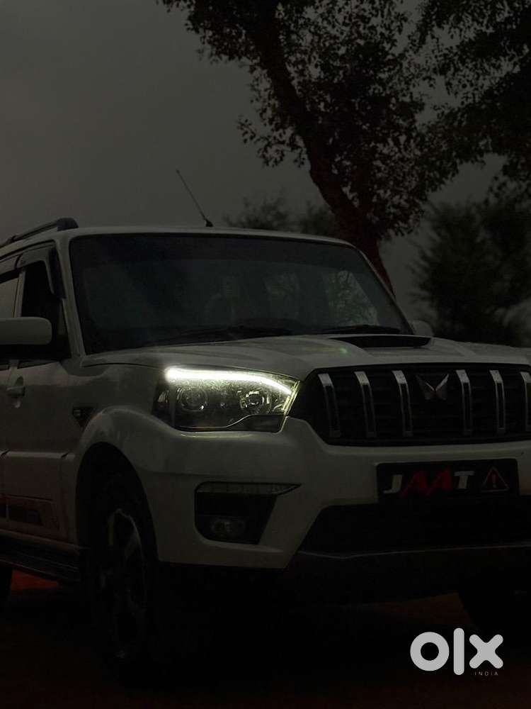 Mahindra Diesel Car 2018