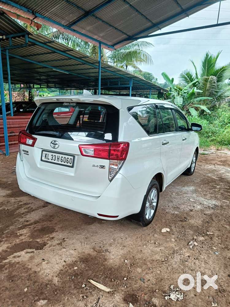 Toyota Innova Crysta 2.4 V, 2017, Diesel