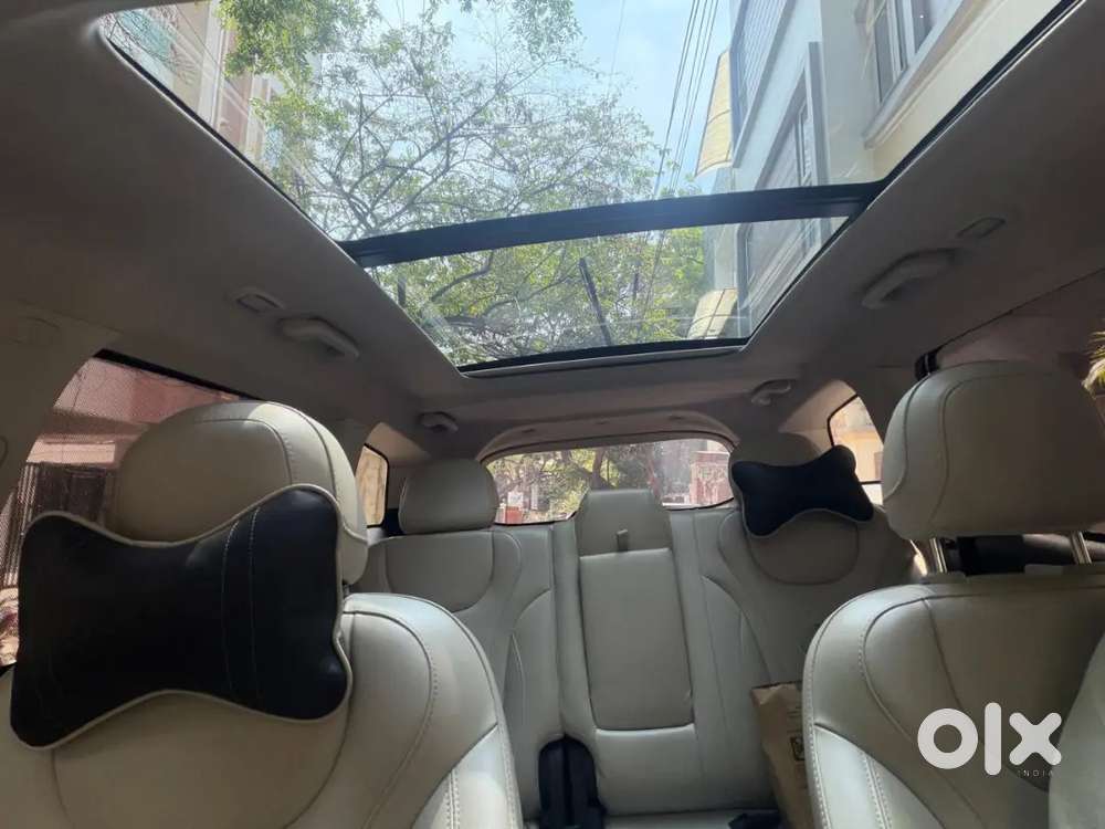 Brand Nee Car Xuv 700