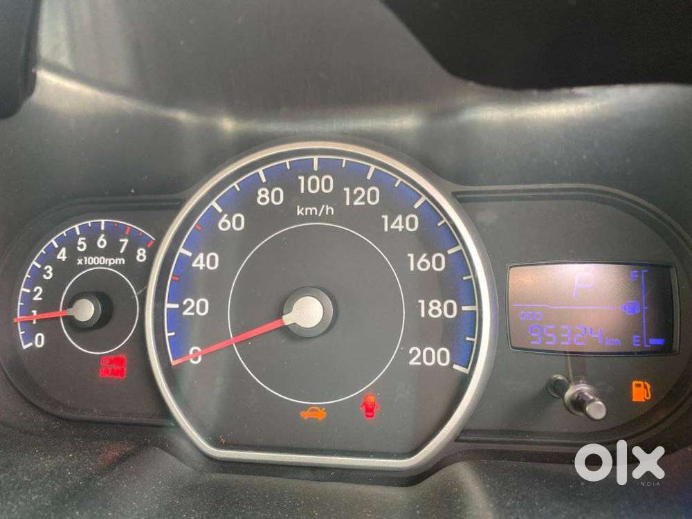 Hyundai I10 Sportz At, 2011, Petrol