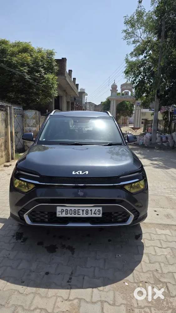 Kia Carens 2022 Model Here