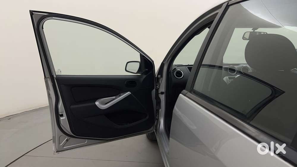 Ford Figo 2010-2012 Petrol Zxi, 2012, Petrol