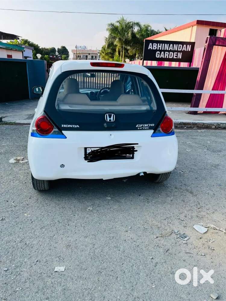 Honda Brio 2012 Petrol Well Maintained