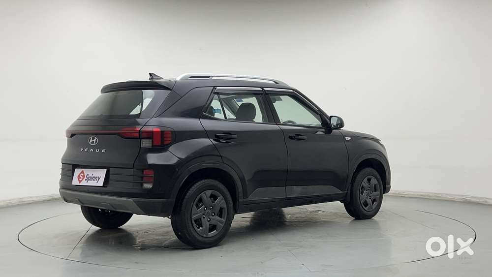 Hyundai Venue [2022-ongoing] 1.2 S, 2024, Petrol