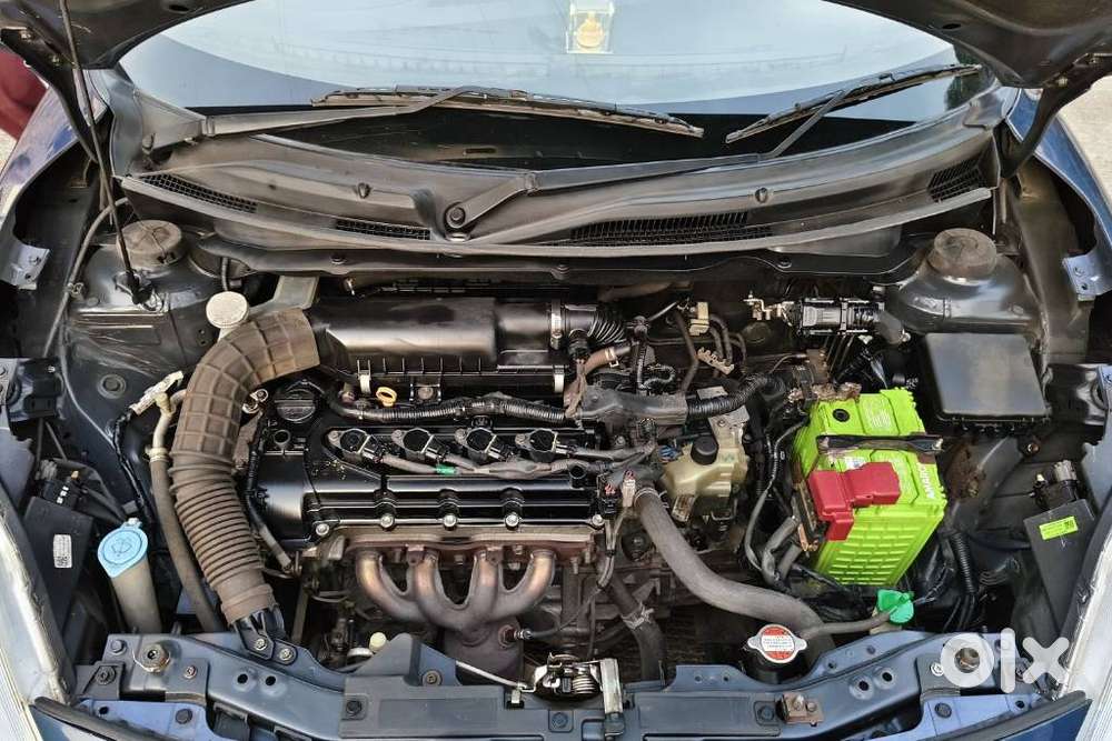 Maruti Suzuki Swift Dzire Vxi(o) At, 2017, Petrol