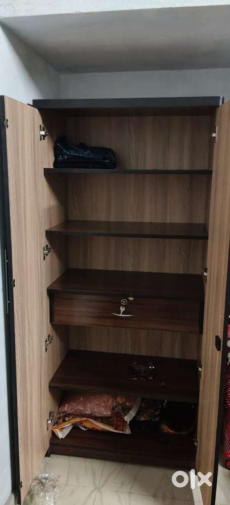 Wardrobe almira
