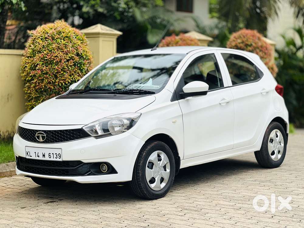 Tata Tiago 1.2 Revotron Xt (o), 2018, Petrol
