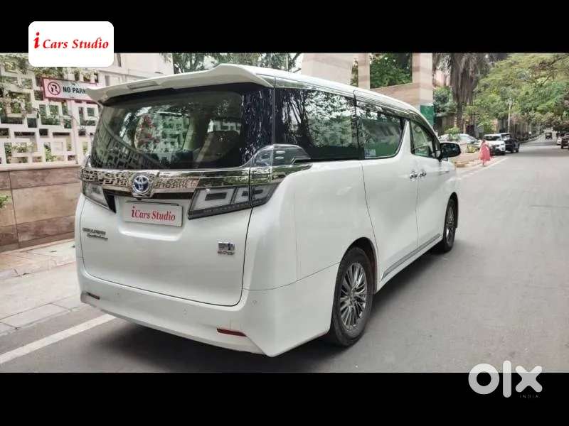 Toyota Vellfire, 2021, Petrol