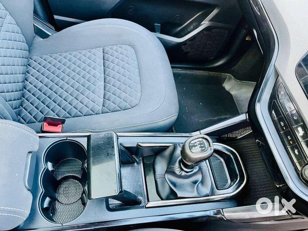 Tata Harrier 2.0 Kryotec Xt Plus Dark Edition, 2021, Diesel