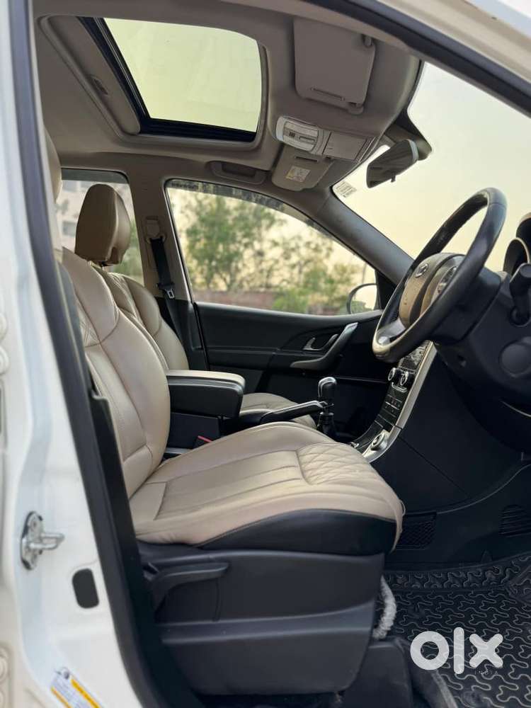 Mahindra Xuv500 W9 1.99, 2020, Diesel
