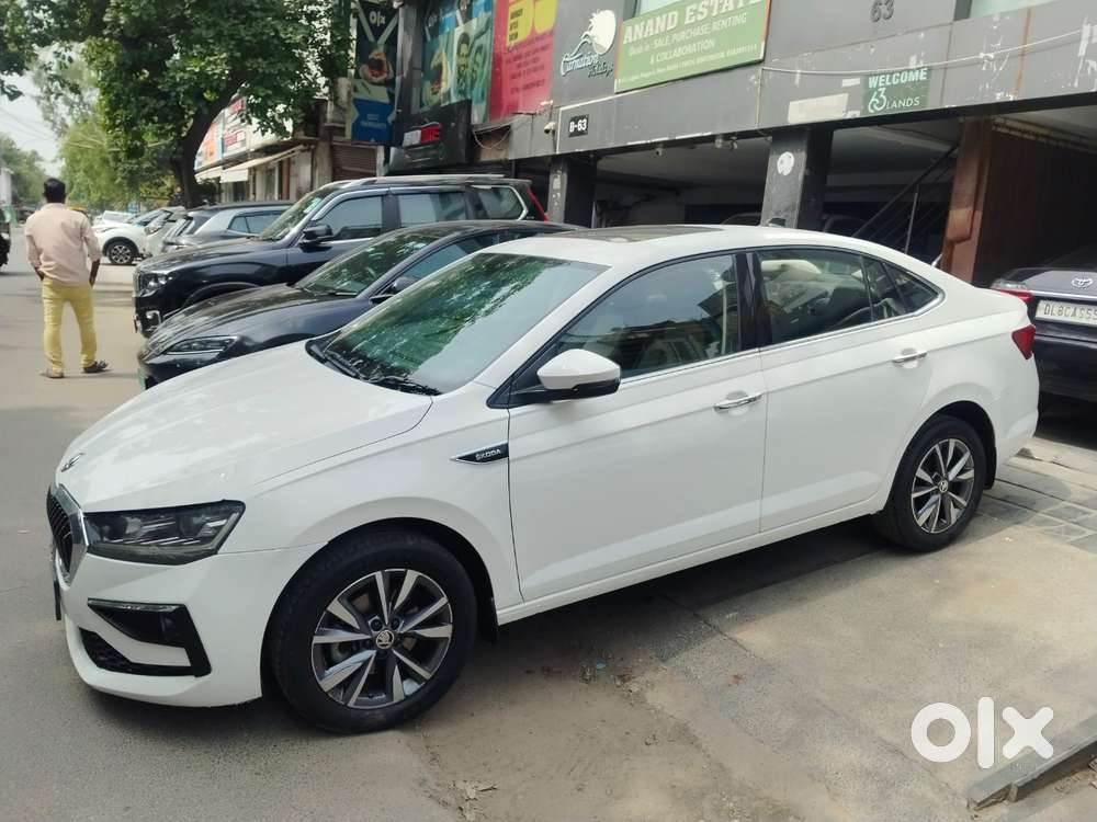 Skoda Slavia 1.0 Tsi Style At, 2022, Petrol
