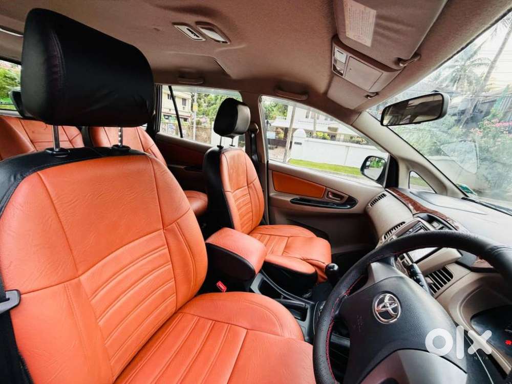 Toyota Innova [2013-2016] 2.5 G4 7 Str, 2015, Diesel