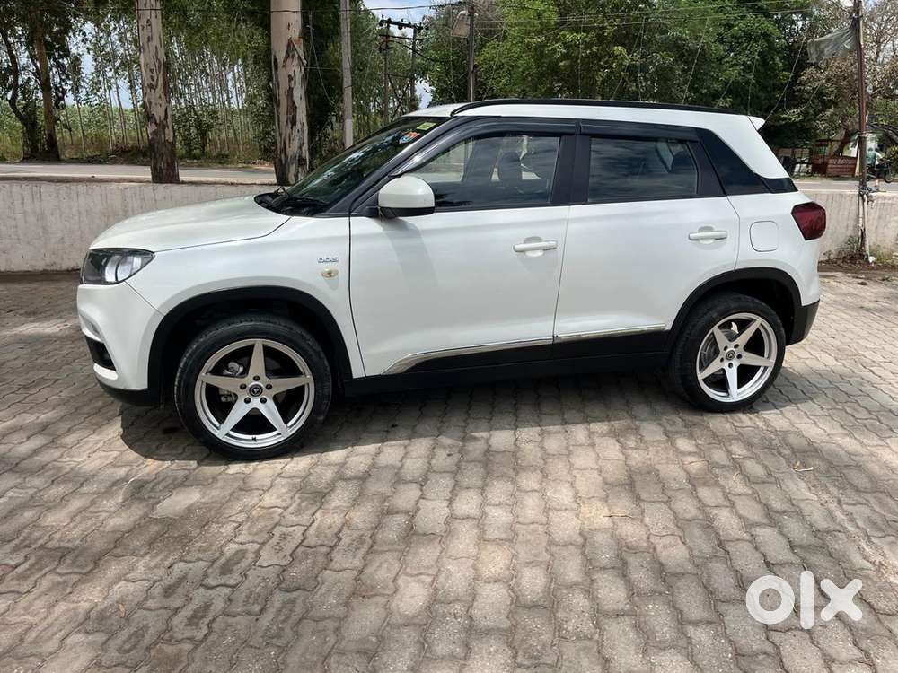 Maruti Suzuki Brezza Diesel 19