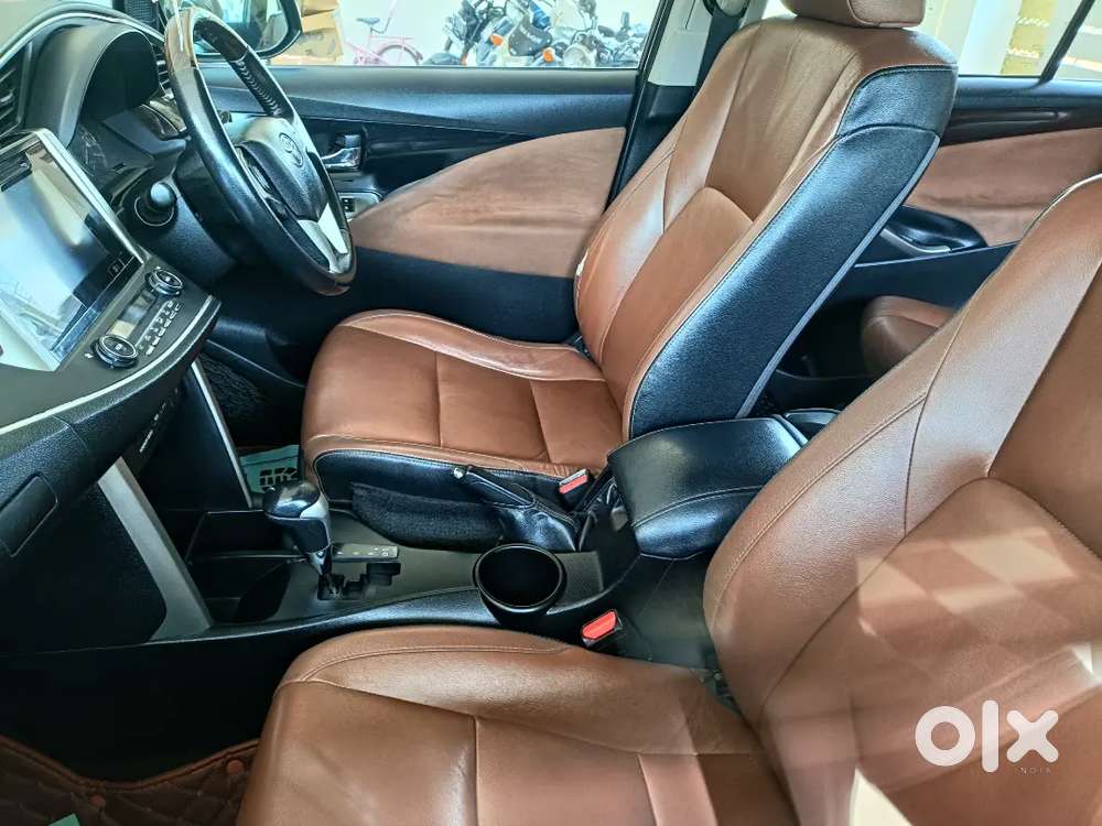 Toyota Innova Crysta 2016 2.8z