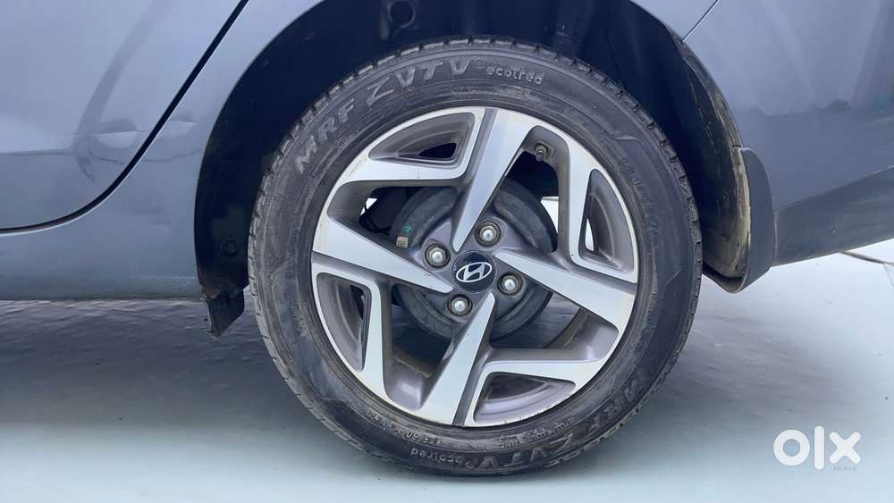 Hyundai Aura 1.2 Sx Cng, 2023, Cng & Hybrids
