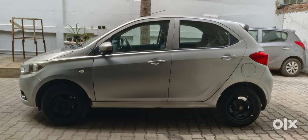 Tata Tiago 1.2 Revotron Xza, 2019, Petrol
