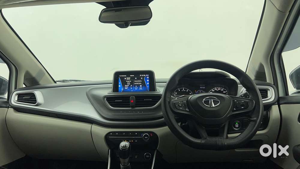 Tata Altroz Xz, 2023, Petrol