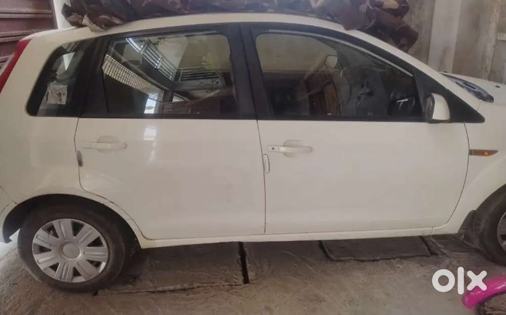 Ford Figo 2012 Diesel 34850 Km Driven