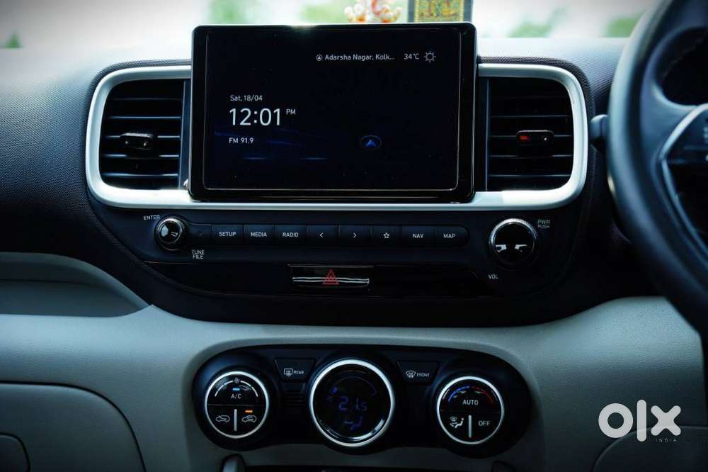 Hyundai Venue 1.0 Sx (o) Turbo Dct, 2023, Petrol