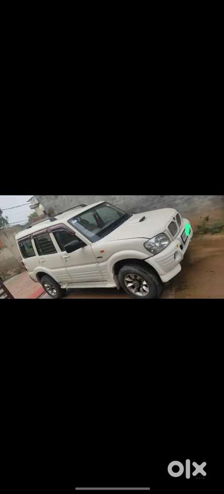 Mahindra Scorpio Classic 2006 Diesel 140000 Km Driven